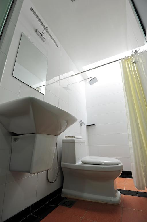 Kb50 Guesthouse Куантан Номер фото