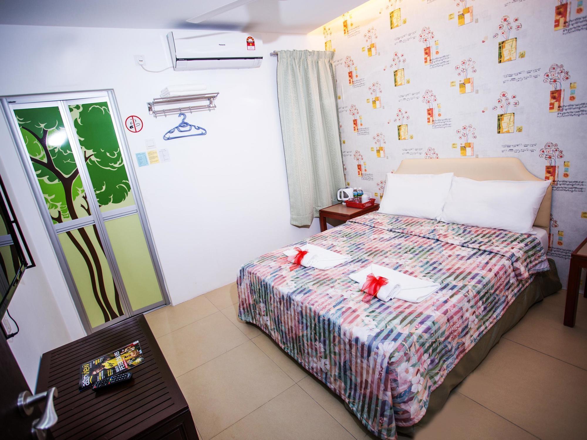 Kb50 Guesthouse Куантан Екстер'єр фото